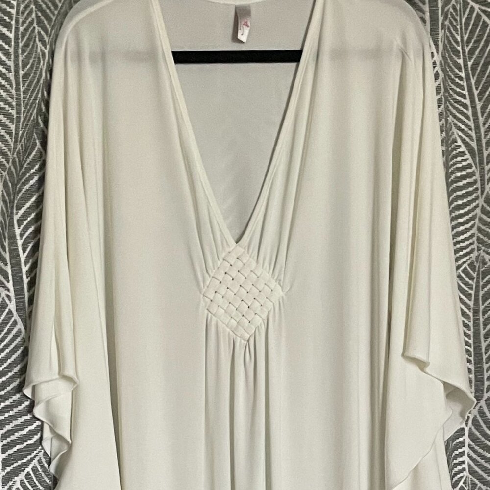 Nuichan Kaftan Resortwear - exclusive/discontinued WHITE color - free size